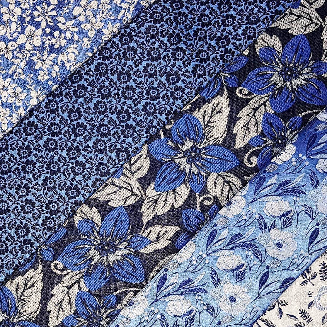 のインスタグラム：「Wedding Season Is Upon Us. Look Your Best With One Of Our Signature, Italian Woven Ties.」