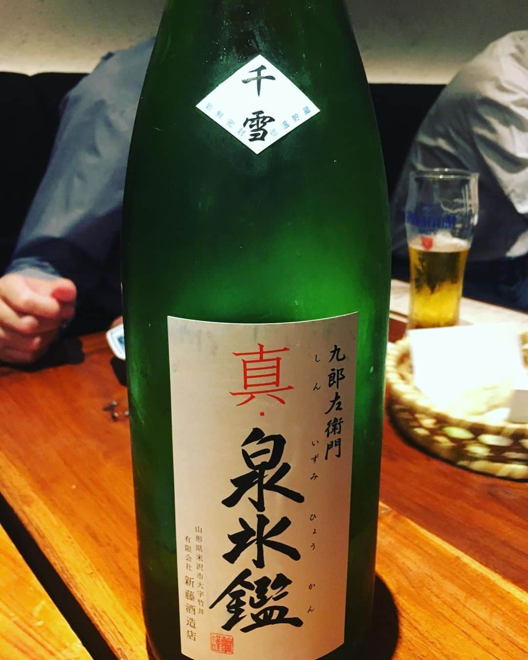 片桐千晶さんのインスタグラム写真 - (片桐千晶Instagram)「⁑ ‪山形の方々と、山形の日本酒を沢山味わう夜🌃 同じ銘柄でも酒米の違いがはっきり出て面白い！ つや姫だとお米感がしっかり出るなー🌾 くどき上手は「酒呑みのお酒」感が好き😚 ‪#日本酒 #山形 #出羽桜 #くどき上手 #和らぎ水は大切‬ #daedoko」6月3日 19時21分 - chiaki.katagiri333