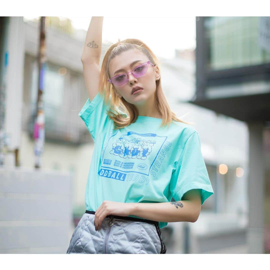 Candy Stripperさんのインスタグラム写真 - (Candy StripperInstagram)「. Endo Nina Select💜﻿ ﻿ ODDBALL TEDDY TEE﻿ ﻿ price：¥5,900(+tax)﻿ size：2(M) / 3(L) / 4(LL)﻿ color：OFF WHITE / MINT / BROWN /BLACK﻿ ﻿ モデル着用：2(M)﻿ / MINT ﻿ 遠藤新菜さんの着こなしに注目✨ MAGAZINE 6月号にてオススメコメントもご覧いただけます。  #candystripper #2019summer #livethewayyouare #candystore #candystripper_magazine #遠藤新菜」6月3日 19時47分 - candystripper_official