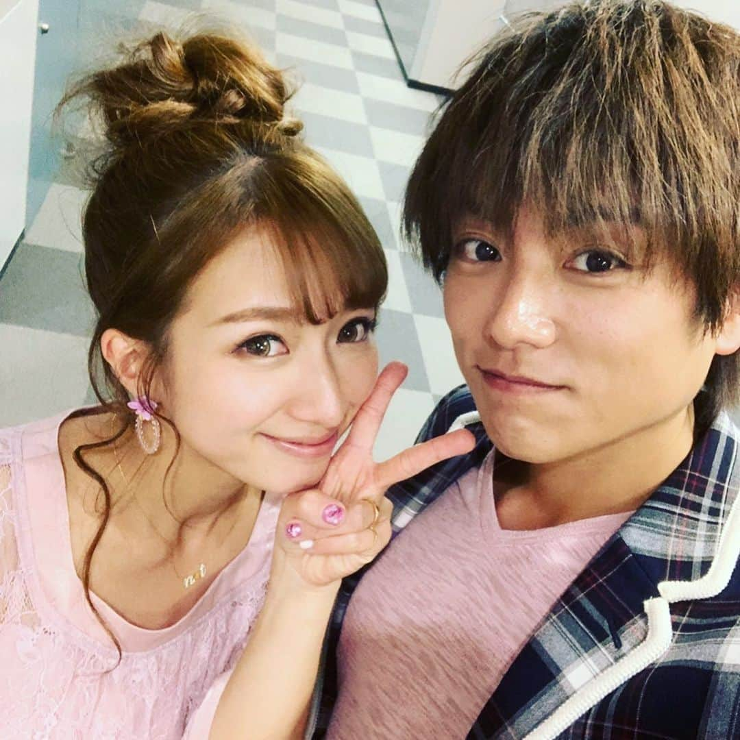 杉浦太陽さんのインスタグラム写真 - (杉浦太陽Instagram)「今夜はTBS「人生イロイロ超会議SP」 夫婦で出てます^_^  #夫婦共演」6月3日 19時54分 - sugiurataiyou_official