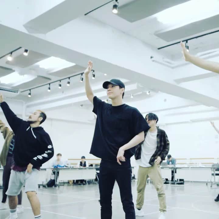 SHINeeのインスタグラム：「. #X_TM #TAEMIN #テミン #WhatsThisFeeling」