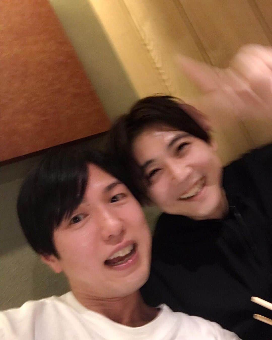 梶裕貴のインスタグラム：「JUST BUSTED THE FATTEST UWU」