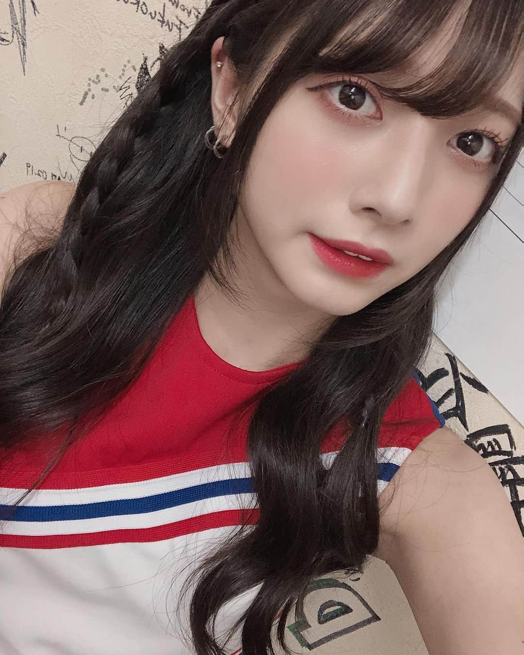 山口はのんのインスタグラム：「みんなスキーゆうてくれたからインスタにも載せる😊編み込みとか人生で数えるくらいしかしたことないなぁ。」