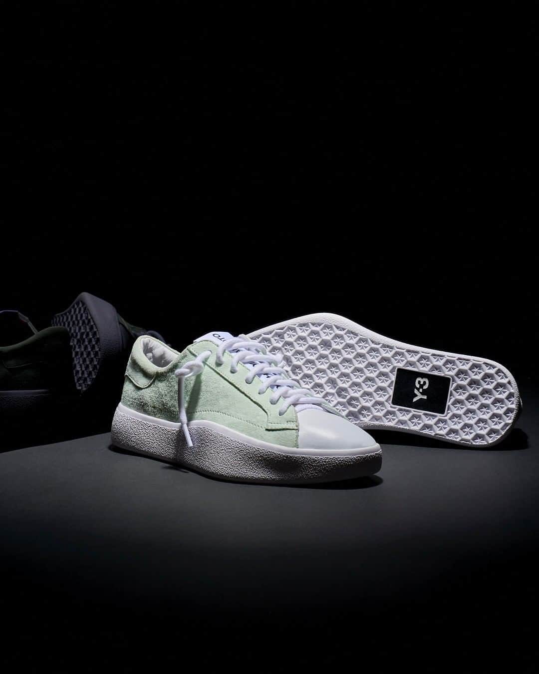 ワイスリーのインスタグラム：「Y-3 TANGUTSU LACE. Y-3 Spring Summer 2019. --- #adidas #Y3 #YohjiYamamoto #TANGUTSU Discover the collection at Y-3.com」