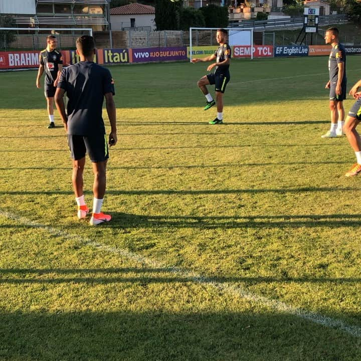 サッカー ブラジル代表チームのインスタグラム