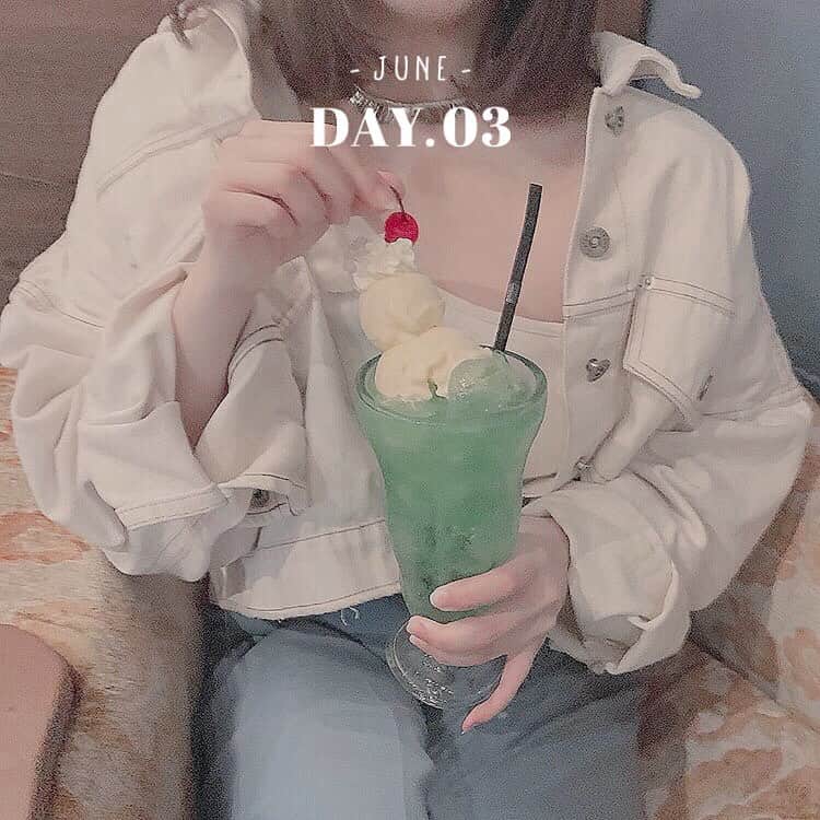 「SNOW」顔認識カメラアプリのグルメインスタ