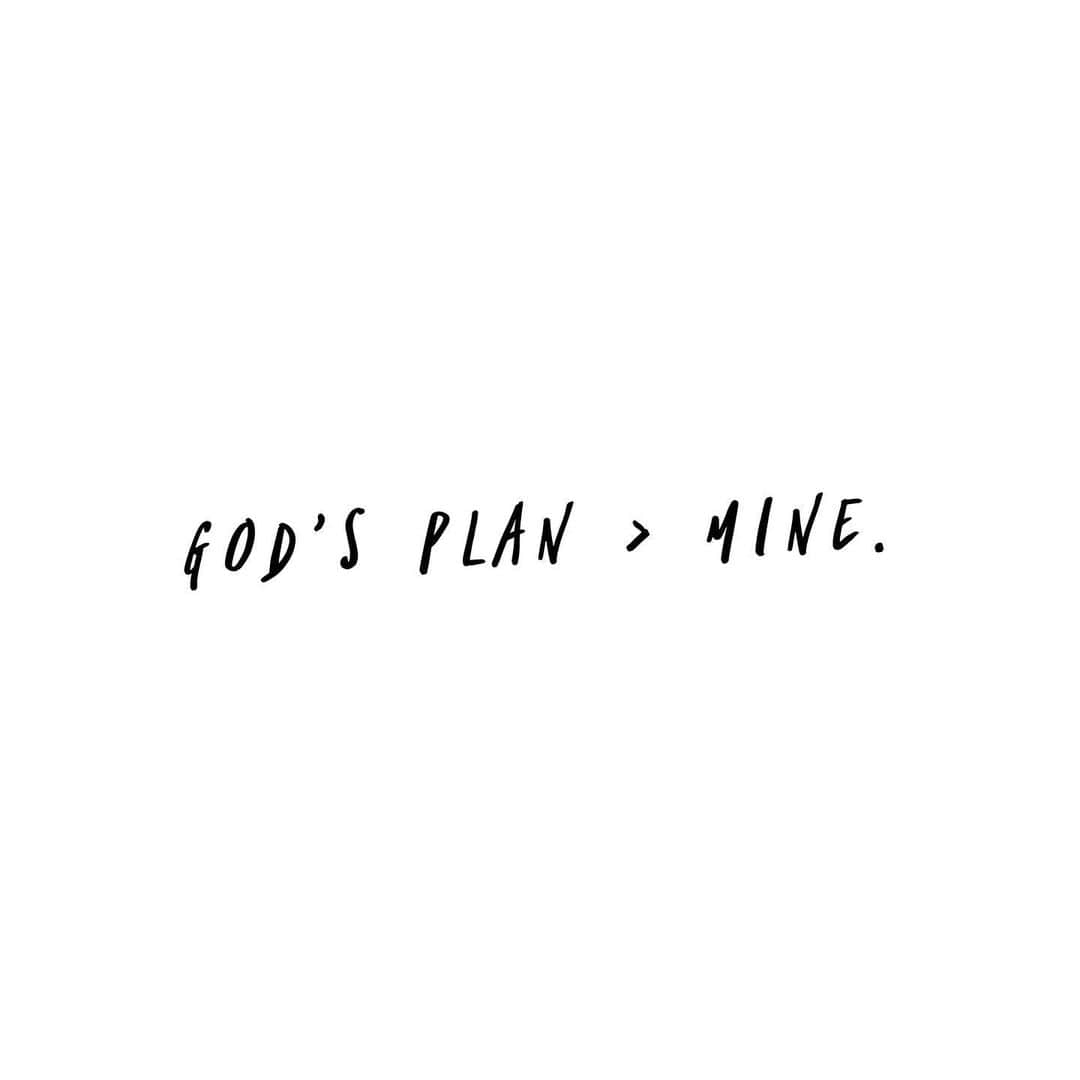 サマンサ・ドロークのインスタグラム：「A little something to start your week off right ... 🙌🏻 Who else lives by this? Can I get an amen? Haha #mondaymotivation #mood」