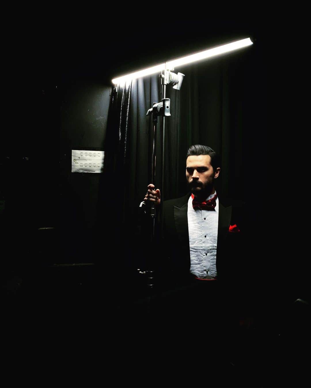 マイケル・マラーキーのインスタグラム：「lurker // reno, nevada」