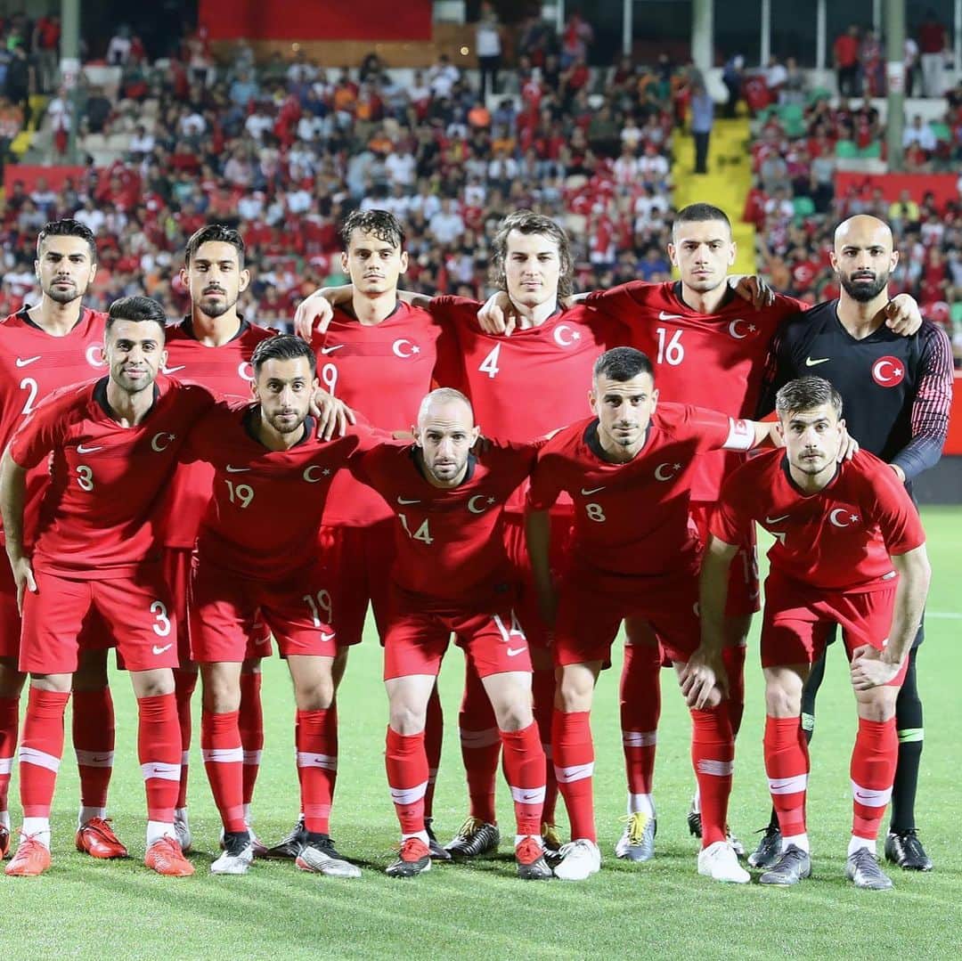のインスタグラム：「🇹🇷」