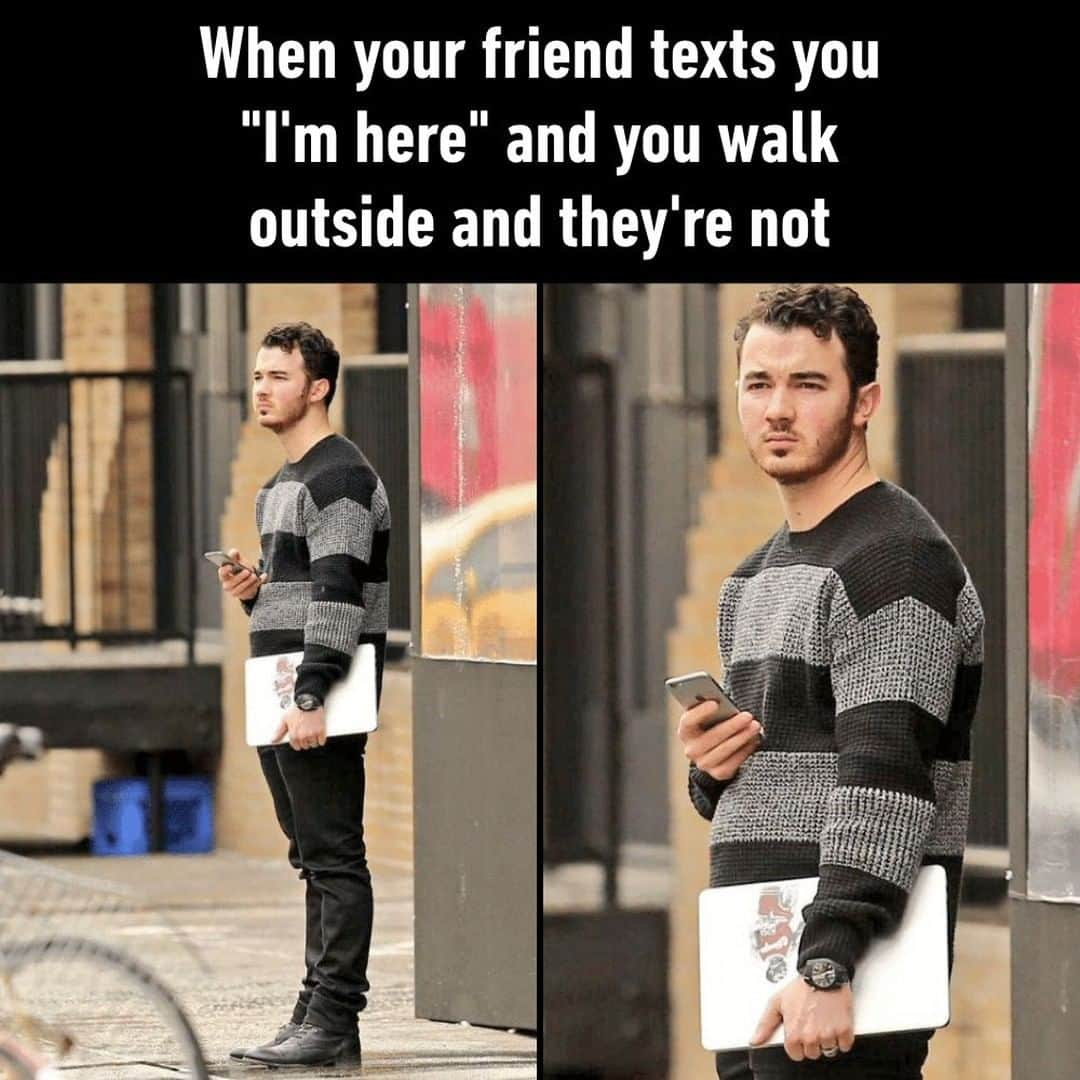 9GAGさんのインスタグラム写真 - (9GAGInstagram)「I've now learned to wait at least 5 more minutes before going outside⠀ #kevinjonas #friends #late #9gag」6月4日 1時06分 - 9gag