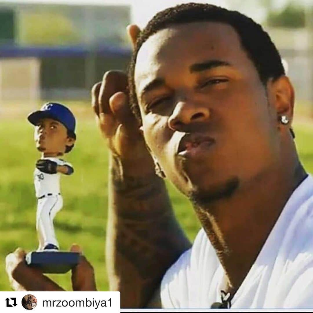 エリック・ホズマーさんのインスタグラム写真 - (エリック・ホズマーInstagram)「#Repost @mrzoombiya1 with @get_repost ・・・ Happy birthday lil bro #Ace30 we will always love & miss u🎉」6月4日 1時32分 - hosmer305