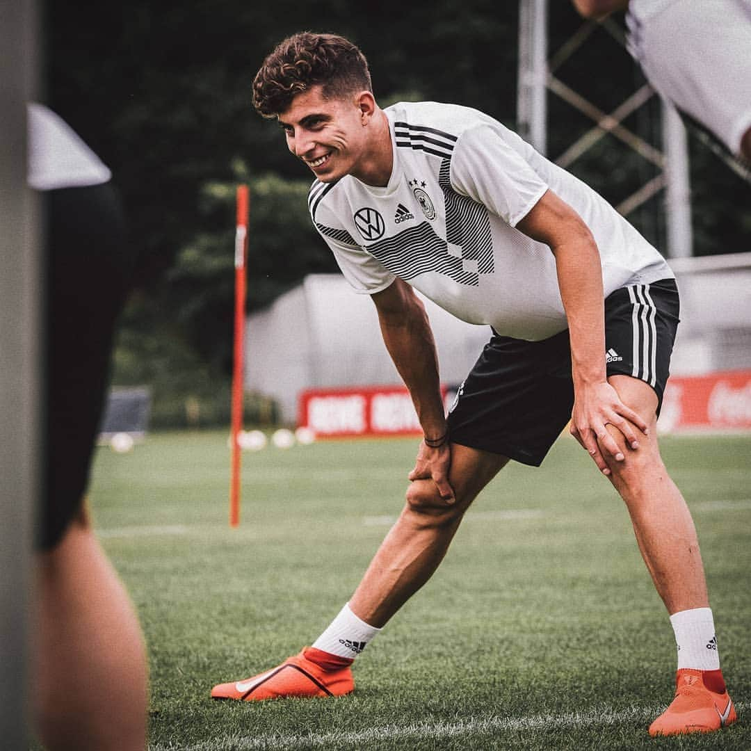 カイ・ハフェルツさんのインスタグラム写真 - (カイ・ハフェルツInstagram)「⏭😁 . @dfb_team」6月4日 2時00分 - kaihavertz29