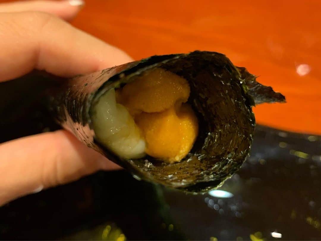 和泉佳子さんのインスタグラム写真 - (和泉佳子Instagram)「名古屋を訪れたら、必ず訪れたい、私のお気に入りのお店があります💗 . それが隠れ家イタリアン「うめもと」さんです🍝🥂 . いつも名古屋でトークショーのお仕事があるたびに、必ずうめもとさんにお邪魔して、ランチをいただくのが私の密かな楽しみです😌💕（笑） . 今回は、仲良しの @miyabi_brandcommunications と、 @noriko_style と一緒に伺いました🎵 . 梅本さんが創り出すお料理は、イタリアンなのに、どこか和食っぽい、オリジナルのうめもとワールド✨ . 今回も、美味しくて大満足でした💗 . また名古屋に伺った際にはぜひおじゃまします😊✨ . ごちそうさまでした💕 . . うめもと https://tabelog.com/aichi/A2301/A230104/23061129/ . . #和泉佳子 #25ans #ヴァンサンカン #エレブロガー #名古屋 #うめもと #ランチ #お気に入り」6月4日 2時11分 - yoshiko_izumi