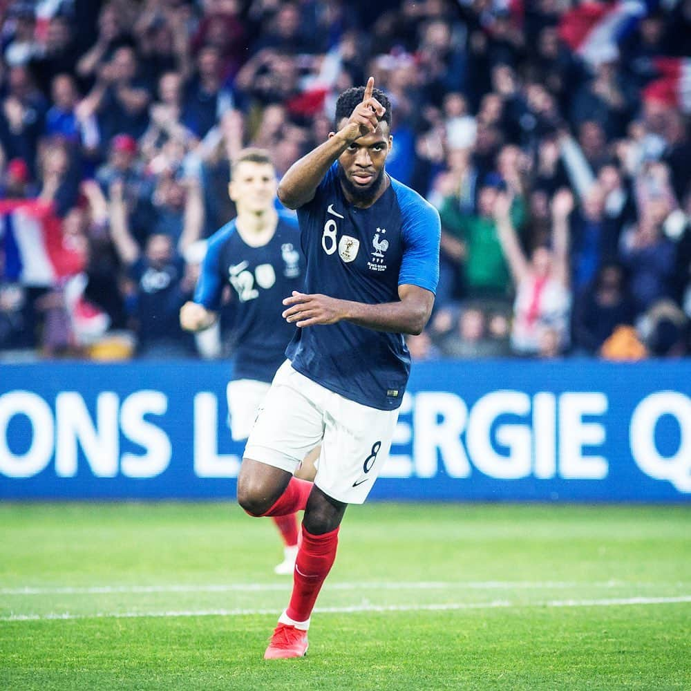 サッカー フランス代表チームさんのインスタグラム写真 - (サッカー フランス代表チームInstagram)「Retour en images sur la victoire des Bleus face à la Bolivie ! 🇫🇷#FiersdetreBleus 📸 @pacophotographie @footpackfr - Throwback on yesterday victory against Bolivia ! 🇫🇷」6月4日 2時40分 - equipedefrance