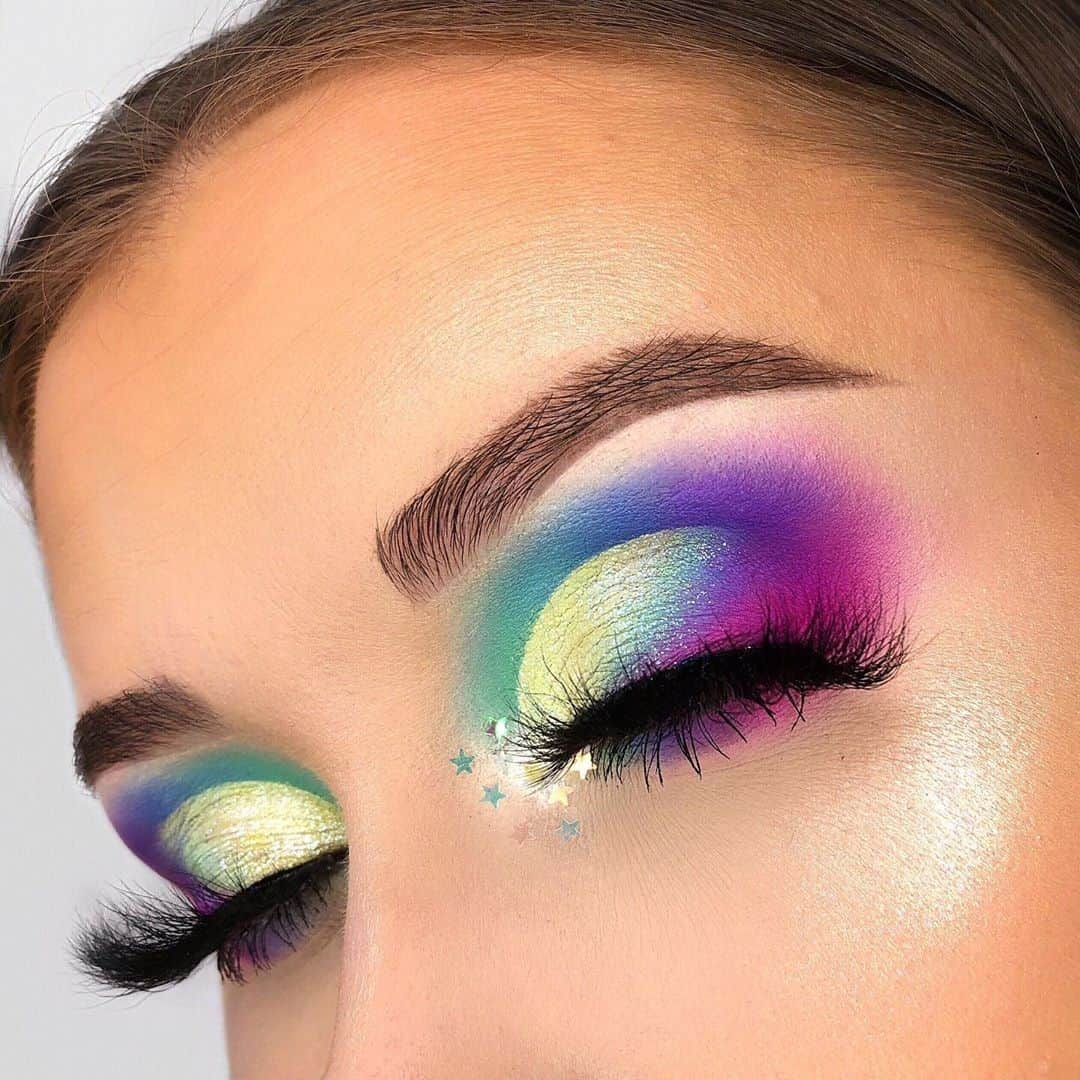 NYX Cosmeticsさんのインスタグラム写真 - (NYX CosmeticsInstagram)「@pippathundow wears our Precision Brow Pencil + Total Control Drop Foundation to create a flawless base for this dazzling #MOTD 🌟🌈 || #nyxcosmetics #nyxprofessionalmakeup #crueltyfreebeauty #proudartistryforall」6月4日 2時44分 - nyxcosmetics