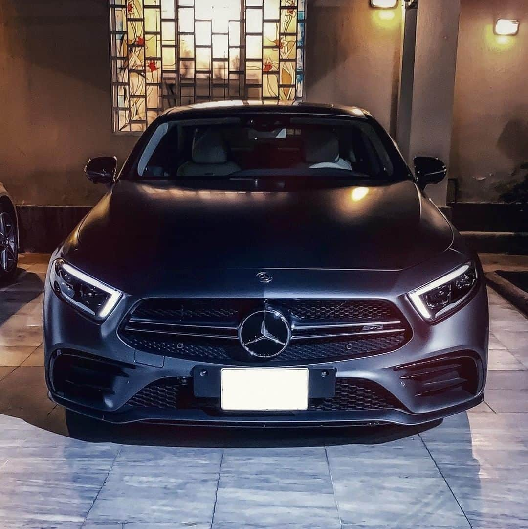 Mercedes AMGさんのインスタグラム写真 - (Mercedes AMGInstagram)「[Fuel consumption combined: 8.9-8.7 l/100 km | CO2 emissions combined: 203-200 g/km]  Wide shoulders and clean lines highlight a dynamic figure on the road when you spot the Mercedes-AMG CLS 53 4MATIC+ Coupé. 📷: @attasss  #MercedesAMG #AMG #CLS #DrivingPerformance #Power #Passion #Mercedes #AMG🔥 #Luxury #CarsofInstagram #InstaCar #Lifestyle」6月4日 3時10分 - mercedesamg