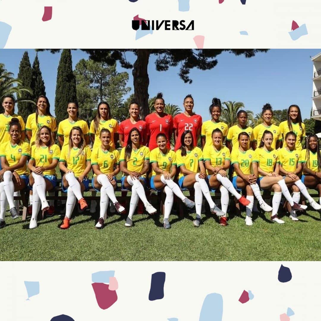 Tais Araújoさんのインスタグラム写真 - (Tais AraújoInstagram)「Simbora, Brasil!😍💖 ⠀⠀⠀⠀⠀⠀⠀⠀⠀⠀⠀⠀⠀⠀⠀⠀⠀⠀ #Repost @universauol . . . Vai Brasi! ⚽🇧🇷 A seleção brasileira feminina posou para a foto oficial da Copa do Mundo na França, que começa no dia 7 de junho. Além do tradicional registro, as jogadoras também fizeram um clique com as pernas cruzadas. Às vésperas do início do Mundial, a seleção finaliza a preparação em Portugal. A equipe estreia na competição no dia 9 de junho, em Grenoble, contra Jamaica. 📸: Divulgação/CBF」6月4日 3時21分 - taisdeverdade