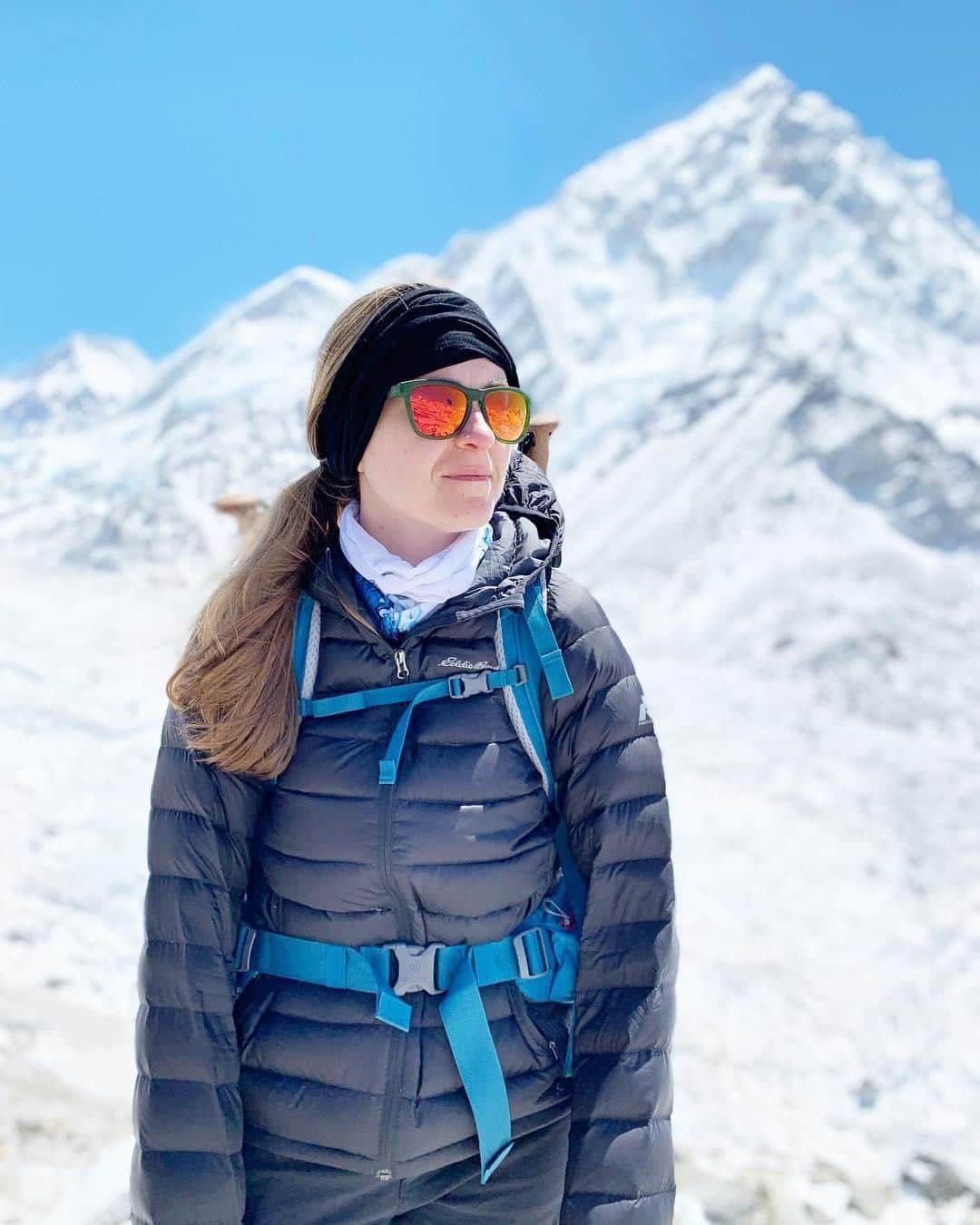 エディー・バウアーさんのインスタグラム写真 - (エディー・バウアーInstagram)「@Caityh436 knocked #WhyIHike out of the park with the recounting of her Everest base camp adventure, resulting in an amazing guide on @PopSugar (link in bio). We can't wait to hear more of your stories. Tell us what gets you outdoors with #WhyIHike」6月4日 3時29分 - eddiebauer