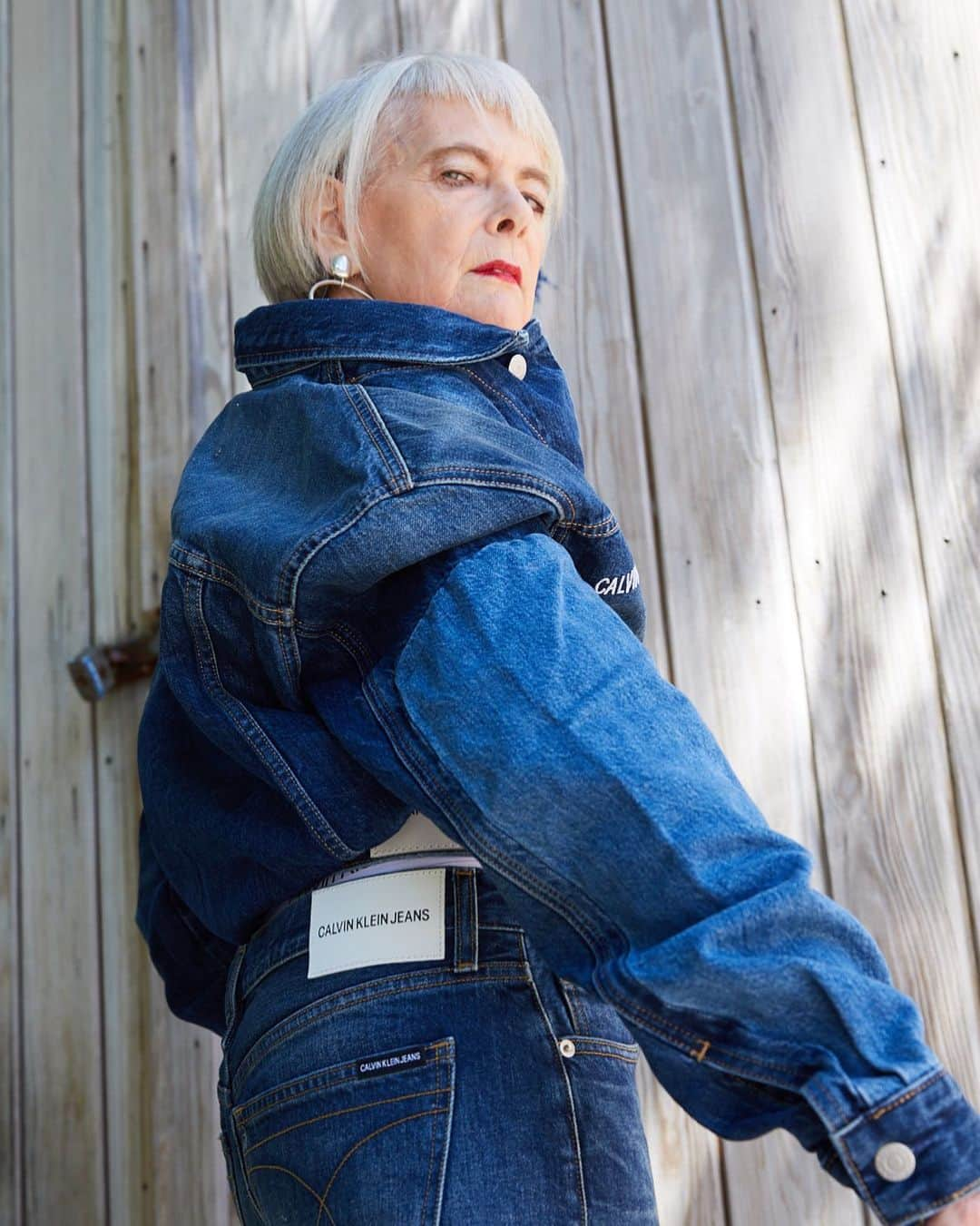 Accidental Iconさんのインスタグラム写真 - (Accidental IconInstagram)「It’s our time. #nyc #denim #bossbabe #cool #attitude #currentmood Photo @michael_paniccia」6月4日 3時43分 - iconaccidental