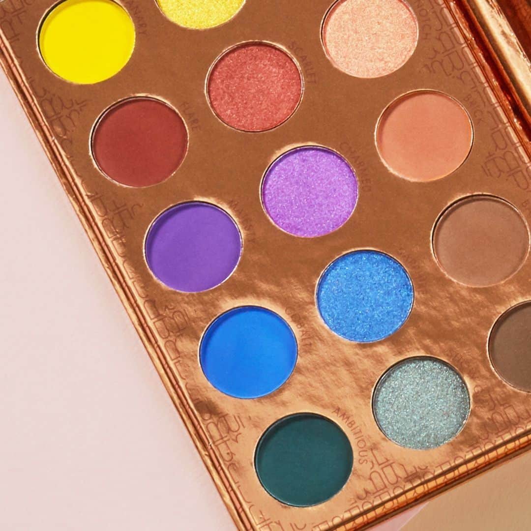 BH Cosmeticsさんのインスタグラム写真 - (BH CosmeticsInstagram)「With vibrant colors like Golden Girl ☀️ Sapphire 💎 and Majesty 👑 the @itsmyrayeraye palette has everything you need to dial up your summertime looks. Link in bio to shop. #bhcosmetics #crueltyfreebeauty」6月4日 4時00分 - bhcosmetics