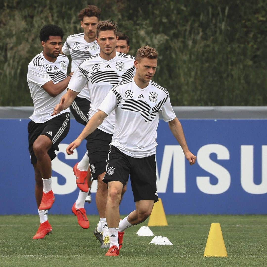 ニクラス・シュタルクさんのインスタグラム写真 - (ニクラス・シュタルクInstagram)「Training ✅ @dfb_team」6月4日 4時26分 - nik.stark4