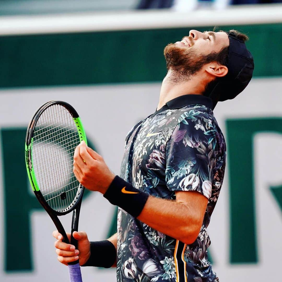 ATP World Tourさんのインスタグラム写真 - (ATP World TourInstagram)「First victory over Del Potro: ✅ First Grand Slam QF: ✅  All in a day’s work for @karenkhachanov 😎」6月4日 4時54分 - atptour