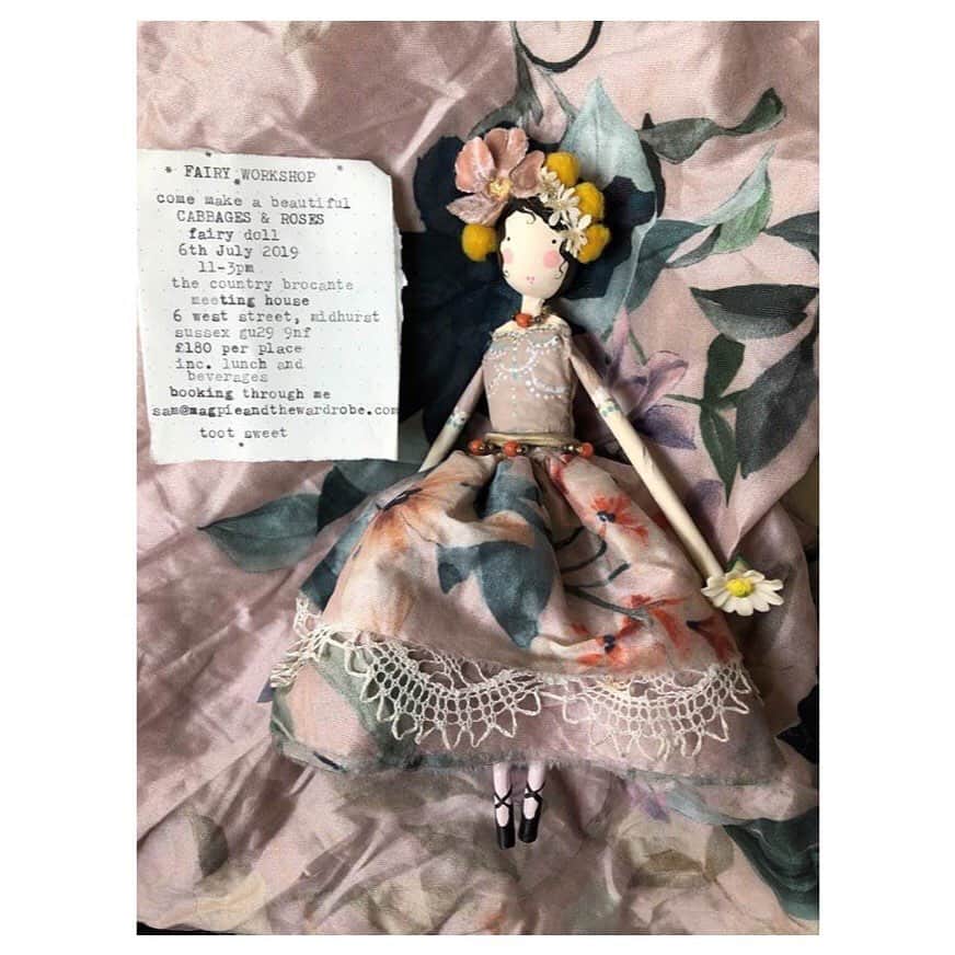 キャベジズ&ローゼズのインスタグラム：「Join @themagpieandthewardrobe on July 6th at the Country Brocante Meeting House for a very special workshop 😍 Make a beautiful Cabbages & Roses Fairy using fabrics from this season and some never-seen before prints 💖 Very limited space remaining! Contact sam@magpieandthewardrobe.com to book your space. For more information, visit www.magpieandthewardrobe.com #handmade #workshops #midhurst #westsussex #westsussexlife #magpieandthewardrobe #sammckechniedolls #cabbagesandrosesfabric #cabbagesandroses @christina_strutt @cabbagesandroses_shop @thecountrybrocantestore」