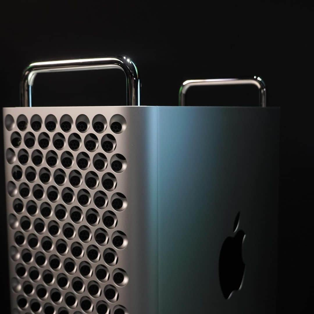 林信行さんのインスタグラム写真 - (林信行Instagram)「The all new #MacPro and the #ProDisplayXDR by #Apple announced at #WWDC19」6月4日 6時25分 - nobihaya