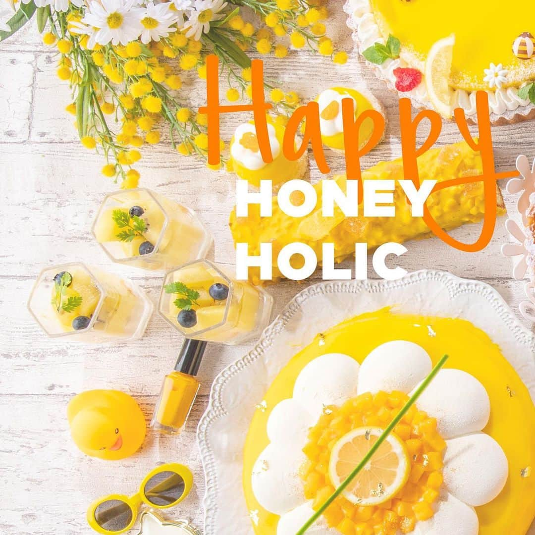 ヒルトン東京さんのインスタグラム写真 - (ヒルトン東京Instagram)「Our new dessert buffet HAPPY HONEY-HOLIC starts today!  Link in profile 🍯  #happyhoneyholic #hiltontokyo #hiltonsweets #shinjuku  #新宿カフェ #スイーツ男子 #スイーツ #ヒルトン東京 #イエロー #はちみつ #レモン #チーズ」6月4日 17時16分 - hiltontokyo