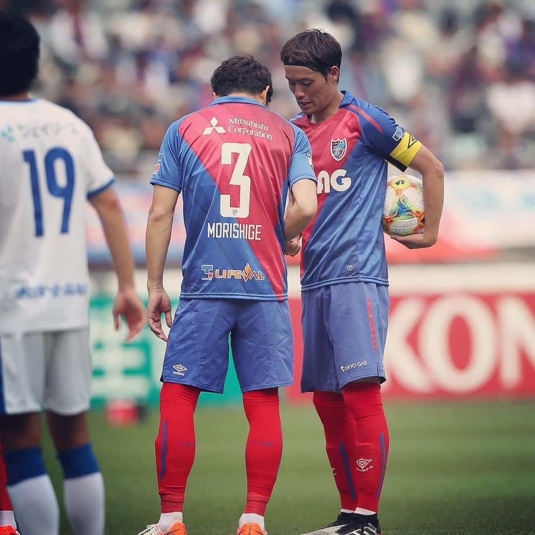 FC東京オフィシャルグッズさんのインスタグラム写真 - (FC東京オフィシャルグッズInstagram)「. vs #大分トリニータ 俺が蹴る。 @fctokyoofficial  #森重真人 #東慶悟 #久保建英  #FC東京 #fctokyo  #tokyo」6月4日 16時50分 - fctokyoofficial