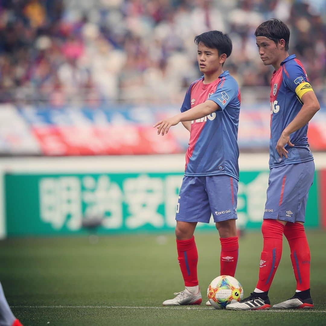 FC東京オフィシャルグッズさんのインスタグラム写真 - (FC東京オフィシャルグッズInstagram)「. vs #大分トリニータ 俺が蹴る。 @fctokyoofficial  #森重真人 #東慶悟 #久保建英  #FC東京 #fctokyo  #tokyo」6月4日 16時50分 - fctokyoofficial