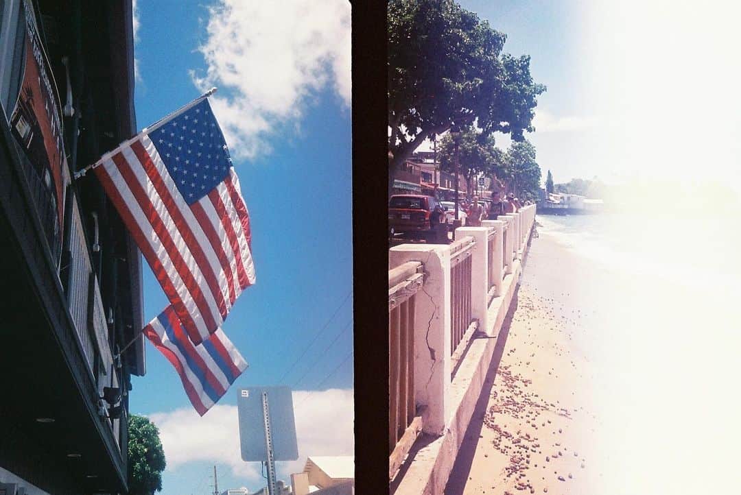 Ami さんのインスタグラム写真 - (Ami Instagram)「ちょっとずつ撮ってたハーフカメラがやっと撮り終えて、現像行ったら、いい感じに光入ってた🇺🇸 海いきたーい‼︎ 明日は海じゃないけどちょっくら遠出するよ🌈💜 #Maui #film #去年の9月w」6月4日 16時58分 - ami_dream05