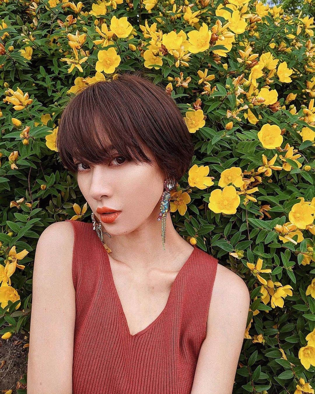 ソンイさんのインスタグラム写真 - (ソンイInstagram)「🦜🌿🦜🌿🦜🌿 🌼トップス : @cotorica.official 🌼ピアス : @zara」6月4日 17時04分 - sunwei1013