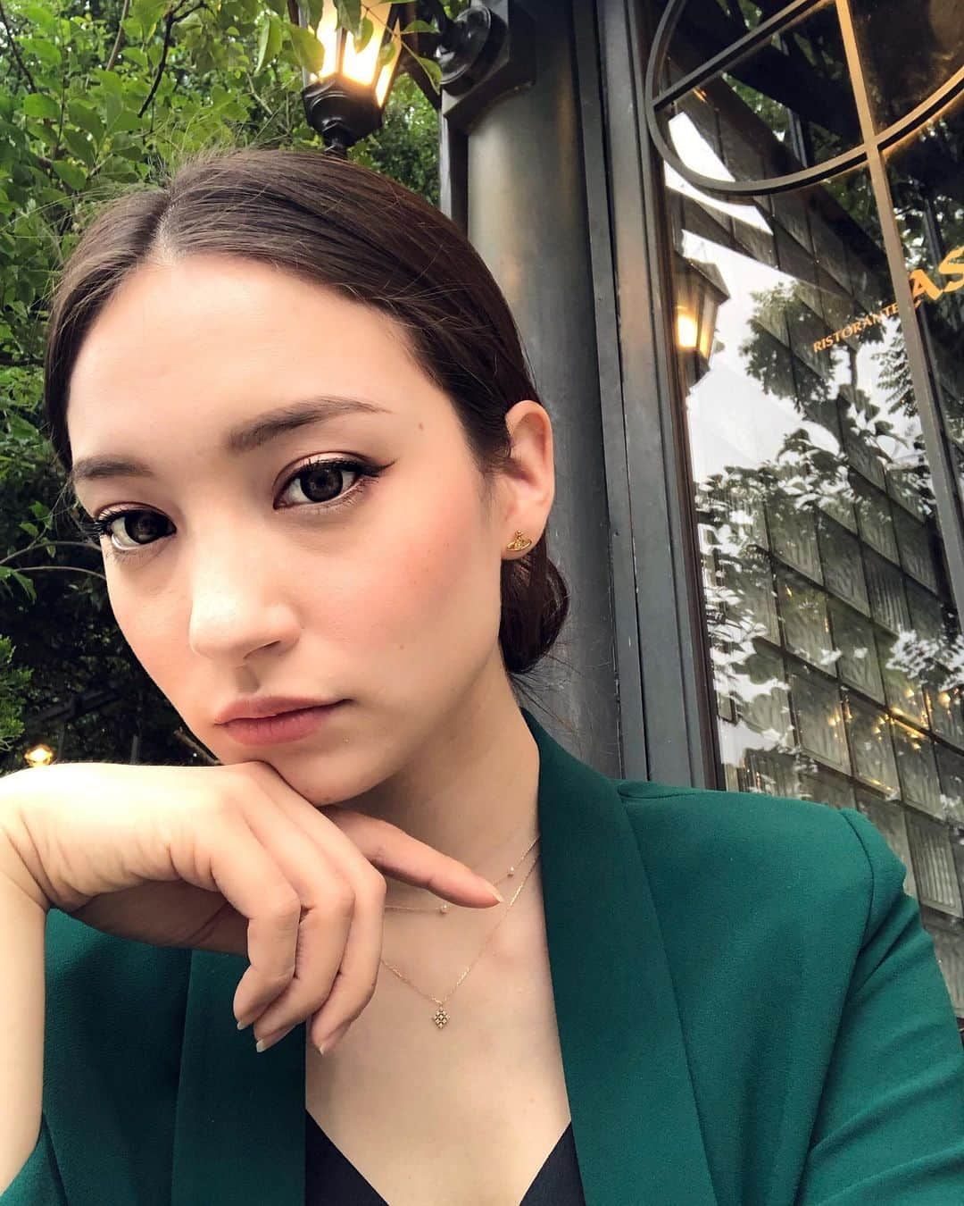 山神アリシアさんのインスタグラム写真 - (山神アリシアInstagram)「👁👁. . . #colorcontacts #aso #daikanyama #tokyo #japan #model #makeup #make #メイク #コスメ #モデル #ハーフ #代官山 #カラコン」6月4日 8時19分 - aliciayamagami