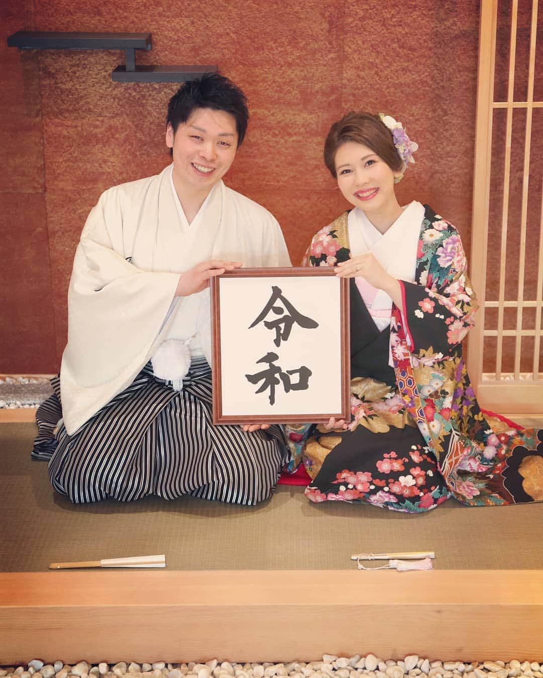 結婚式場　仙台 パレスへいあんさんのインスタグラム写真 - (結婚式場　仙台 パレスへいあんInstagram)「. 『新元号キャンペーン』 パレスへいあんでは 新元号キャンペーンとして スナップ写真集を プレゼントいたします😊 . 【対象者】 ◼令和元年5月1日以降初めて来館されたお客様 ◼令和元年5月1日から12月29日までに20名以上の式+披露宴実施のお客様 . 新時代の幕開けに おふたりの大切な思い出を アルバムというかたちとして 残して欲しいという想いから このようなキャンペーンを実施いたします😌 . パレスへいあんでは より多くのお客様のHappyのお手伝いをさせていただけることを、楽しみにお待ちしております✨ . #wedding#weddingphoto#photowedding#weddingceremony#weddingparty #パレスへいあん#仙台#宮城#仙台式場#令和#令和元号#令和婚#和装#色打掛#紋付#フォトウェディング#ウェディングフォト#入籍#新時代#新元号#素敵な#思い出を#かたちに#2019夏婚#2019秋婚#プレ花嫁#卒花嫁#卒花#全国のプレ花嫁さんと繋がりたい」6月4日 9時18分 - palace.heian