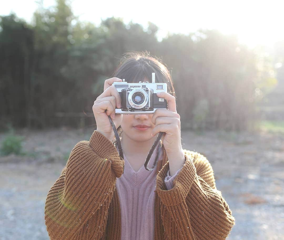 Photographer_善甫(선보)さんのインスタグラム写真 - (Photographer_善甫(선보)Instagram)「새는 좌우의 날개로 날고  사람은 明暗의 마음으로 산다 🌿」6月4日 11時51分 - sunbostyle