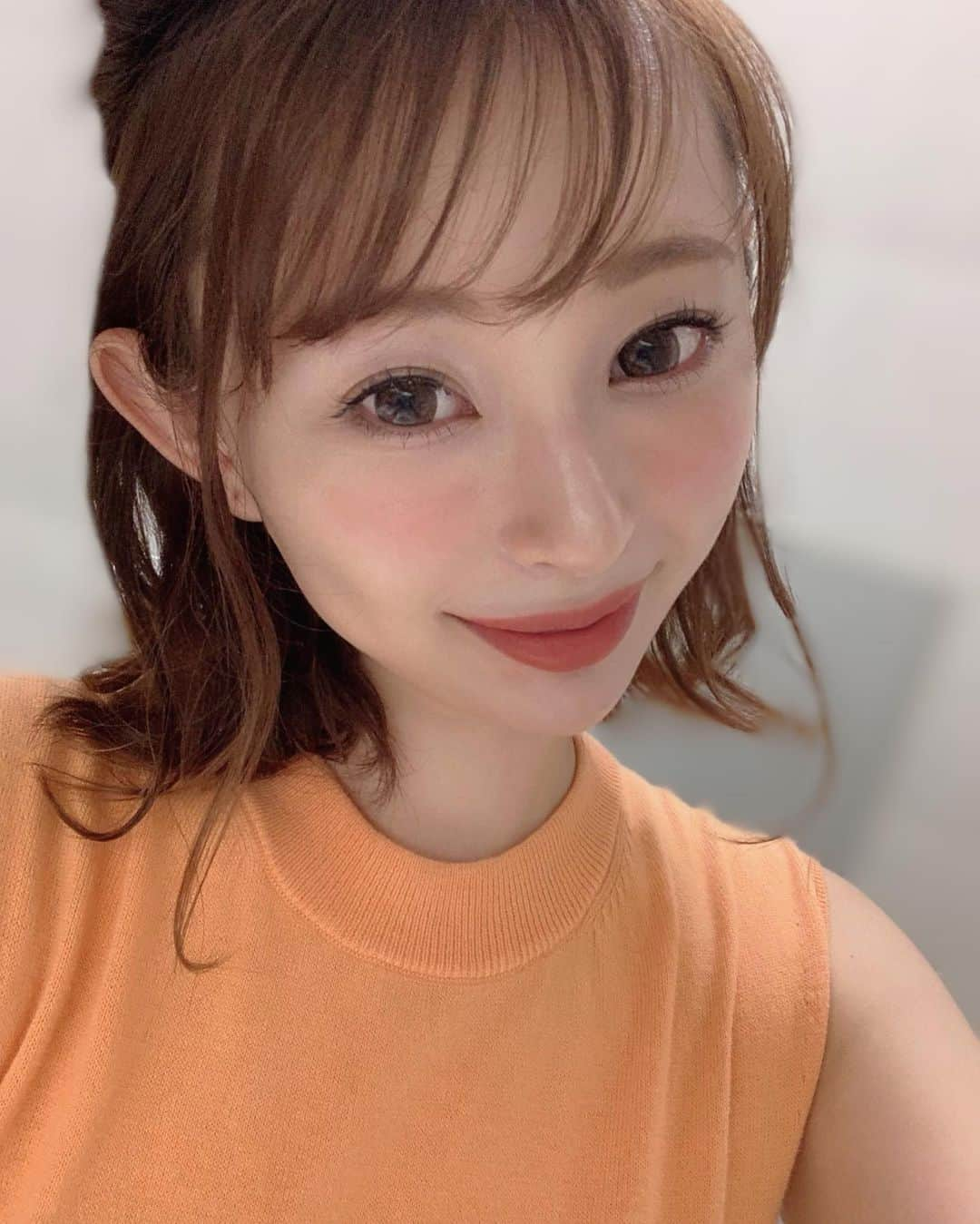 karen okajimaさんのインスタグラム写真 - (karen okajimaInstagram)「ㅤㅤㅤ ㅤㅤㅤ この間もteenkarbelさんへ💓 自まつ毛を大切にしてくれるサロンで 自然な仕上がりになるからめっちゃ気に入ってる✨ ㅤㅤㅤ  全体的にNカールなんやけど 黒目の上だけJカールで、 8mmと9mmでしてもらってるよ💓 ㅤㅤㅤ マツエクに悩んでる方はぜひ teenkarbelさんへ行ってみてね😍  ㅤㅤㅤ ( ꇐ₃ꇐ )teenkarbel 〒542-0081 大阪市中央区南船場3-3-3 LUOGO333 702 TEL:06-4708-5209 10:00～21:00  #teenkarbel#eyelash#ティーンカーベル#マツエク#まつ毛エクステ#下まつげ#ホームサロン#南船場#心斎橋 #岡島かれん」6月4日 12時01分 - karenokajima0318