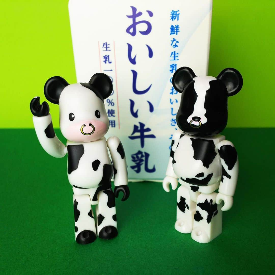 MEDICOM TOYさんのインスタグラム写真 - (MEDICOM TOYInstagram)「🐄🐄 #bearbrick #medicomtoy #toy #牛」6月4日 12時10分 - medicom_toy