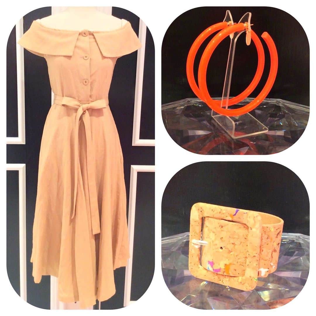 のインスタグラム：「💜Pick Up Item💜 カラーリネンドレス color BEIGE size S/M ¥16,800 + tax ． アクリルフープピアス/イヤリング color ORANGE size Pierce ¥5,800 + tax ． コルクブレスレット color  MIX size ONE ¥2,800 + tax . #lilLilly #lilLillytokyo #lilLillyshinjuku #lilLillynagoya #LILICIOUS #liliciousaccessory」