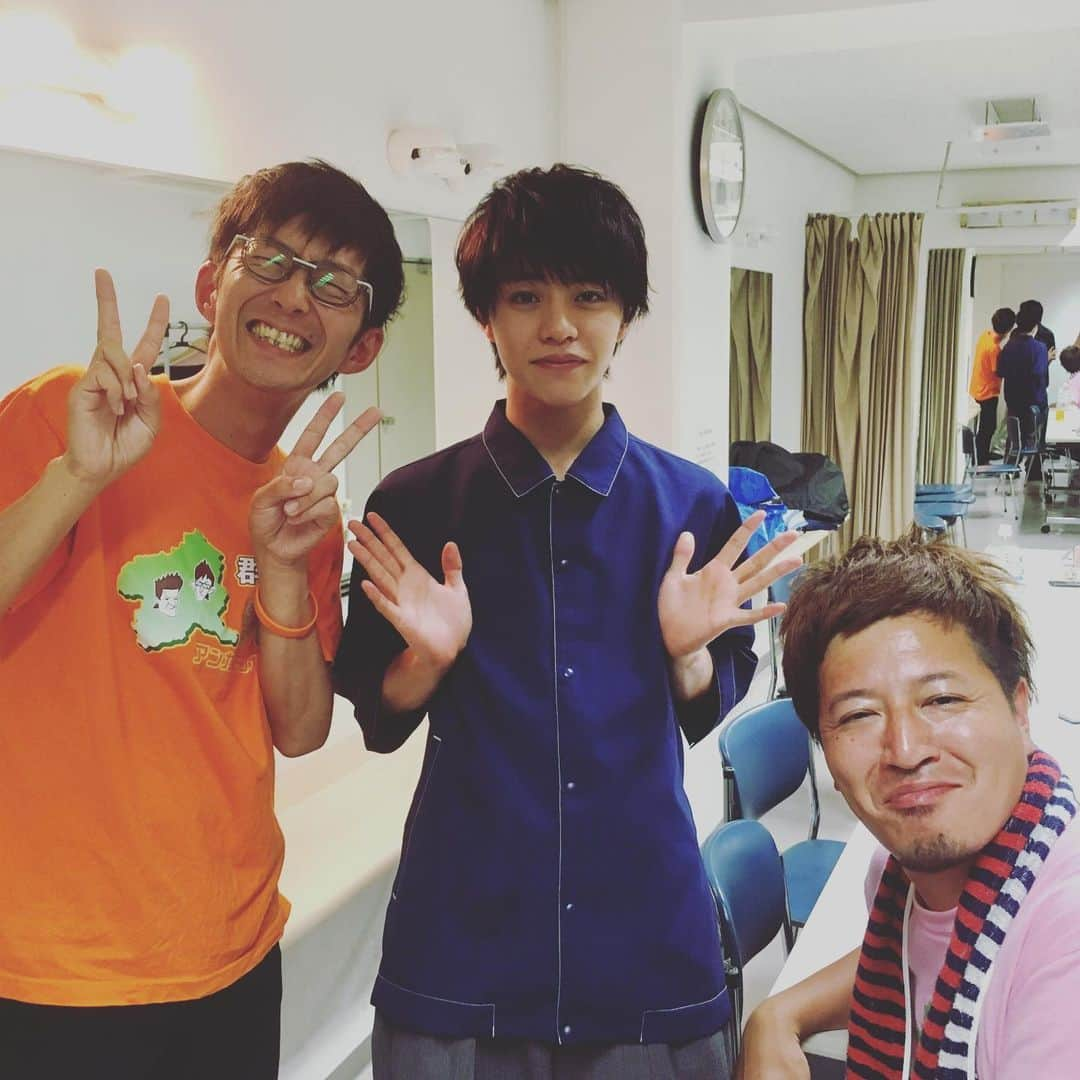 富所哲平さんのインスタグラム写真 - (富所哲平Instagram)「#醍醐虎汰朗 #セブンティーンモータース #新井愛瞳 #アンカンミンカン #伊藤拓也 #群馬 #ぐんま #グンマー #ハーレーダビッドソン #天気の子 #新海誠 #RADWINPS  あらいちゃんのおかげで撮れた一枚！醍醐くん、ありがとう！天気の子、楽しみにしてる♪」6月4日 13時27分 - tomitetsu823