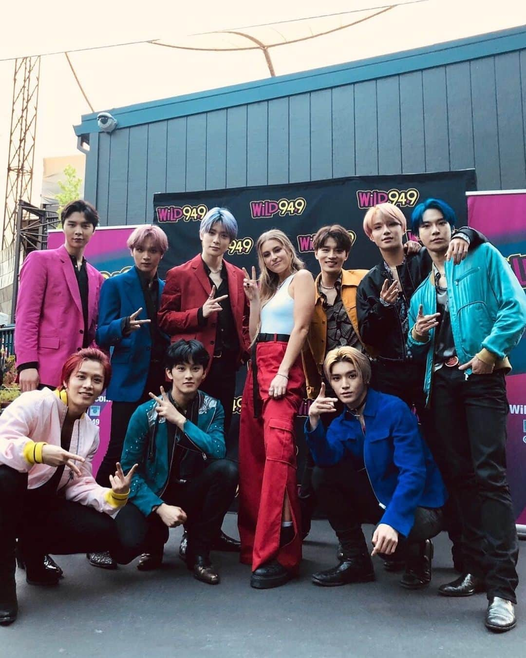 NCT 127さんのインスタグラム写真 - (NCT 127Instagram)「Crazy awesome meeting @findingxfletcher at #WAZZMATAZZ!! 🤙」6月4日 13時51分 - nct127