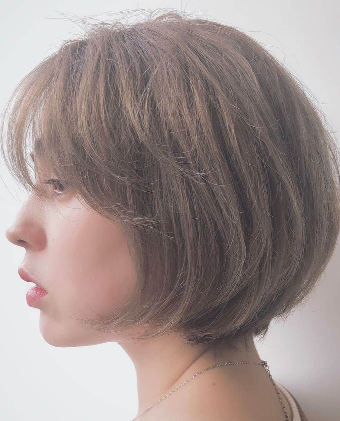 朝日光輝さんのインスタグラム写真 - (朝日光輝Instagram)「京都で行われた  @lorealpro イノアカラーのセミナーの  仕上がり✨ベージュグレー✨ * * * * * * * #loreal#lorealpro #ロレアル#ロレアルプロ#イノア#イノアカラー#inoa#オイルカラー#オイルカラー革命#艶#ツヤ#つや#ツヤカラー#艶カラー#つやカラー#ベージュカラー #ベージュグレー#ヘアカラー#ダメージレス#無臭#hair#haircolor #ヘア#ヘアスタイル#ヘアスタイリング#セミナー#京都#美容#美容師#ヘアメイク」6月4日 14時15分 - mitsuteru_asahi