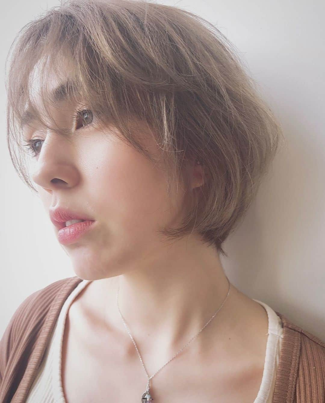 朝日光輝さんのインスタグラム写真 - (朝日光輝Instagram)「京都で行われた  @lorealpro イノアカラーのセミナーの  仕上がり✨ベージュグレー✨ * * * * * * * #loreal#lorealpro #ロレアル#ロレアルプロ#イノア#イノアカラー#inoa#オイルカラー#オイルカラー革命#艶#ツヤ#つや#ツヤカラー#艶カラー#つやカラー#ベージュカラー #ベージュグレー#ヘアカラー#ダメージレス#無臭#hair#haircolor #ヘア#ヘアスタイル#ヘアスタイリング#セミナー#京都#美容#美容師#ヘアメイク」6月4日 14時15分 - mitsuteru_asahi