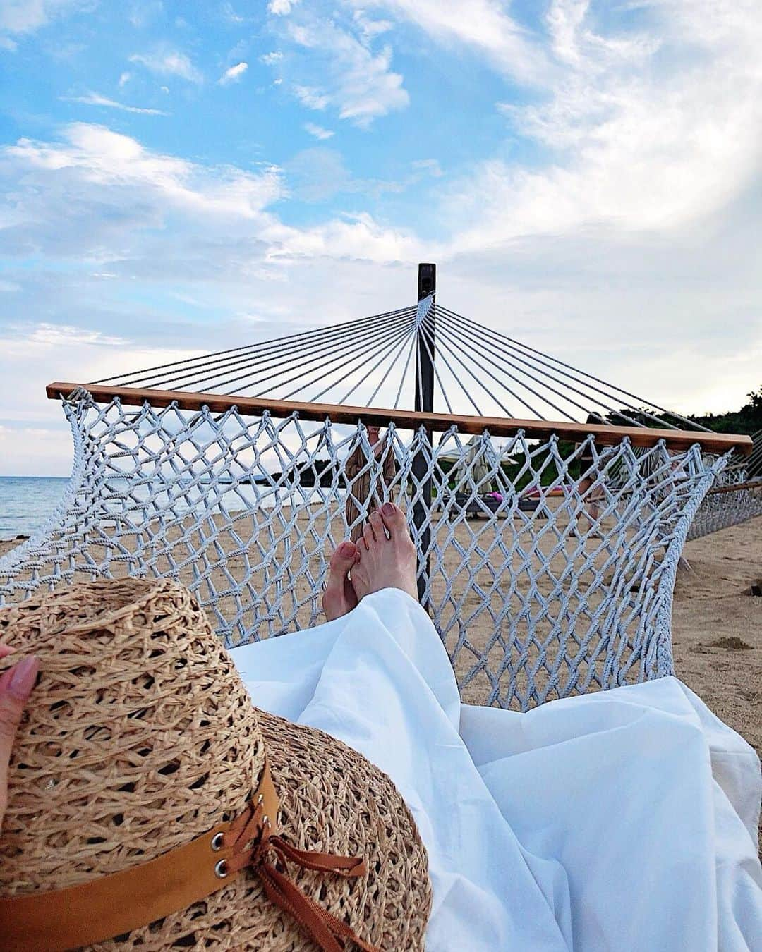 植田せりなさんのインスタグラム写真 - (植田せりなInstagram)「. 【小浜島】 人生初のハンモック…🌴 最高すぎた…🥺 . . . #沖縄 #小浜島 #石垣島  #女子旅 #ハンモック #海 #旅行好き  #せりな旅  #okinawa#hammock#hat#sea#japan#trip#enjoy#mylife」6月4日 15時28分 - serina_ueda