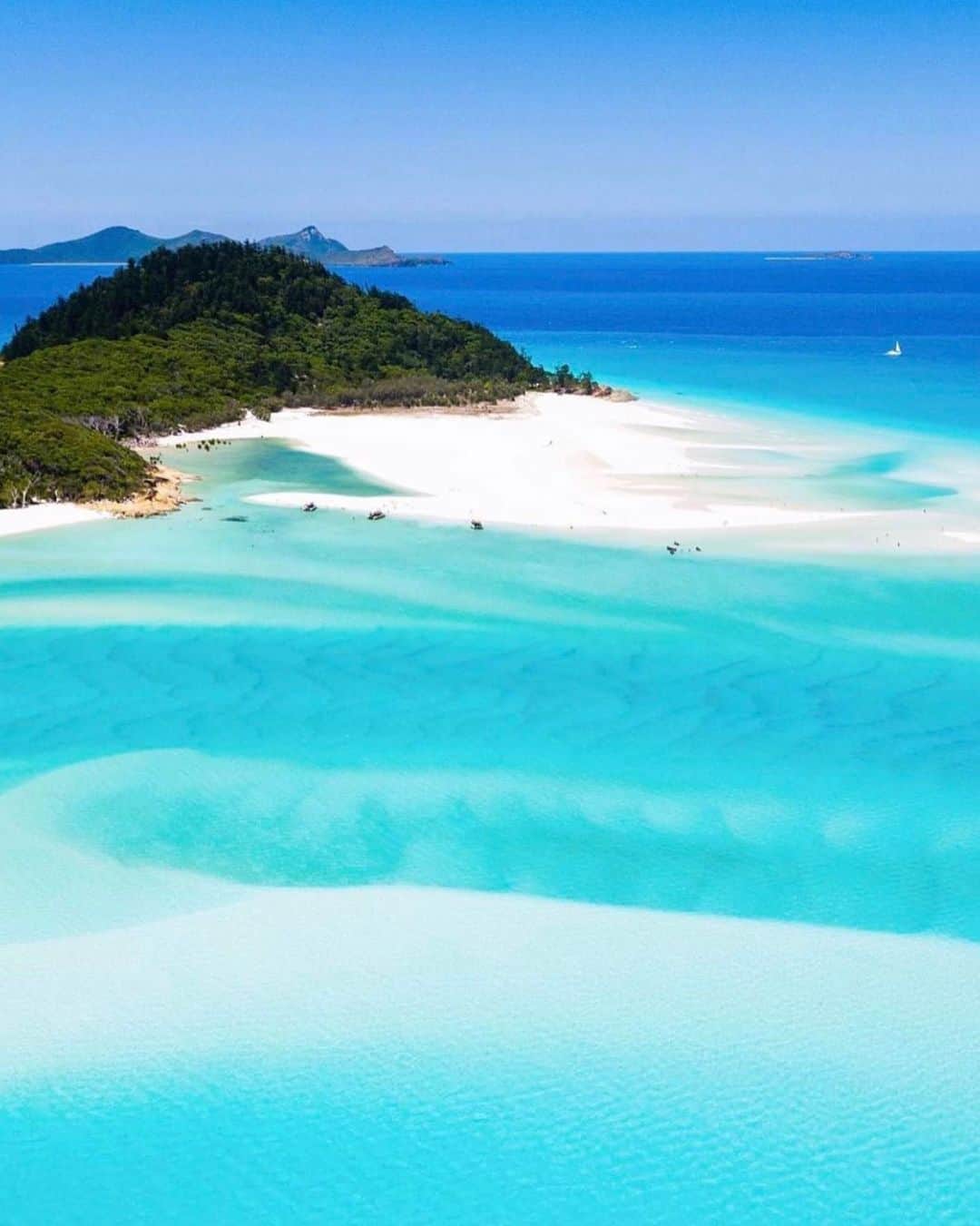 bestvacationsさんのインスタグラム写真 - (bestvacationsInstagram)「The beaches of Australia are 😍 Who has been before?! By @saltywings #BestVacations」6月5日 1時10分 - bestvacations