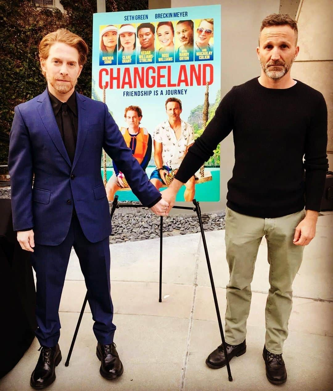 ブレッキン・メイヤーさんのインスタグラム写真 - (ブレッキン・メイヤーInstagram)「Went to prom — I mean premiere w/ my redder half @sethgreen. @changelandmovie opens June 7 in select theaters and everywhere you stream stuff so ya ain’t gotta go outside.」6月5日 1時27分 - breckinmeyer