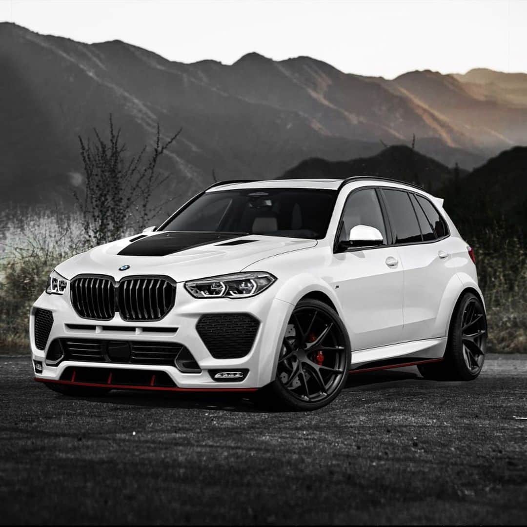 CARLiFESTYLEさんのインスタグラム写真 - (CARLiFESTYLEInstagram)「While everyone is waiting for the premiere of the new BMW X5M F95, Renegade Design has introduced a new body kit for BMW X5 G05. For more information visit them @renegade.design.world」6月5日 2時15分 - carlifestyle