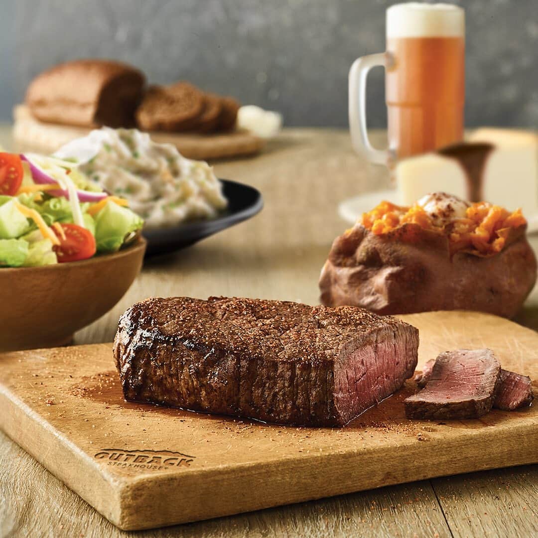 Outback Steakhouseさんのインスタグラム写真 - (Outback SteakhouseInstagram)「Your meal. Your Choice. Starting at $14.99. #EndlessPossibilities」6月5日 2時11分 - outback