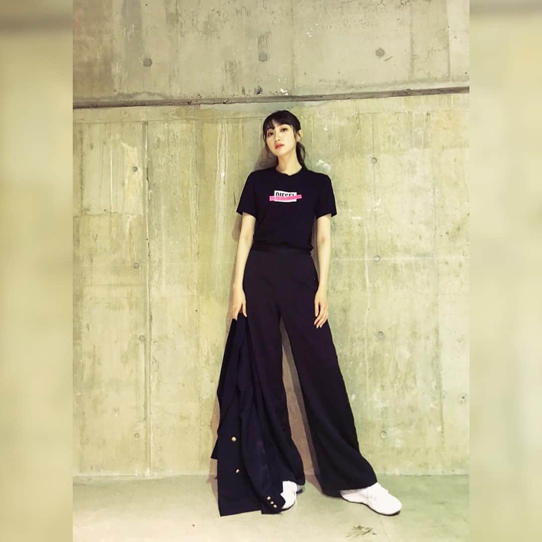 黒田瑞貴さんのインスタグラム写真 - (黒田瑞貴Instagram)「#diesel  #instafashion #fashion #japanesemodel #japanesegirl  #nike #nikeid  #ootd #ootdfashion」6月4日 17時54分 - kurodamizuki_