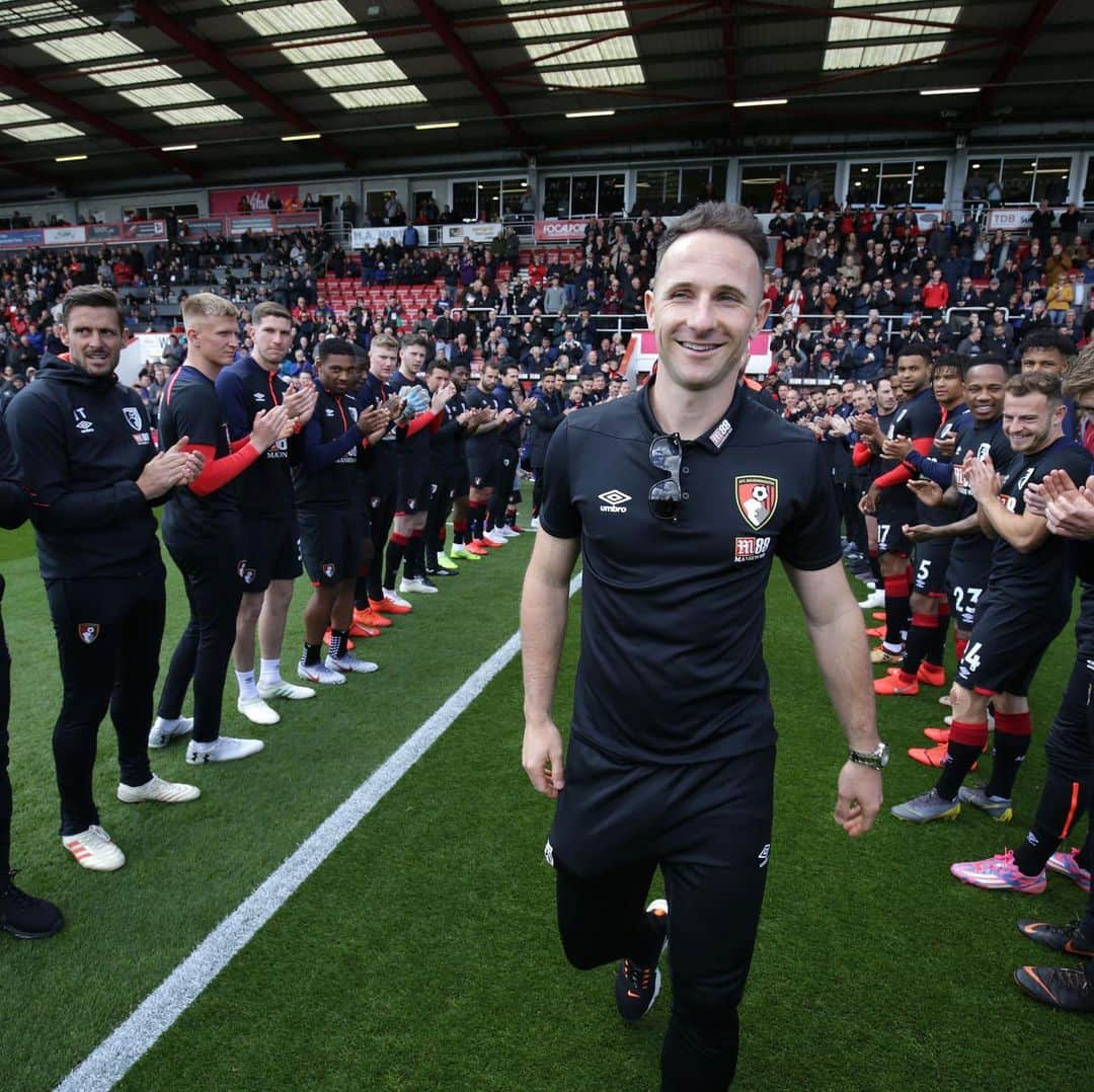 AFCボーンマスさんのインスタグラム写真 - (AFCボーンマスInstagram)「We’re celebrating @marcpugh777 today, nine years and he hasn’t changed a bit! #ThankPugh #afcb 🍒」6月4日 18時13分 - afcb